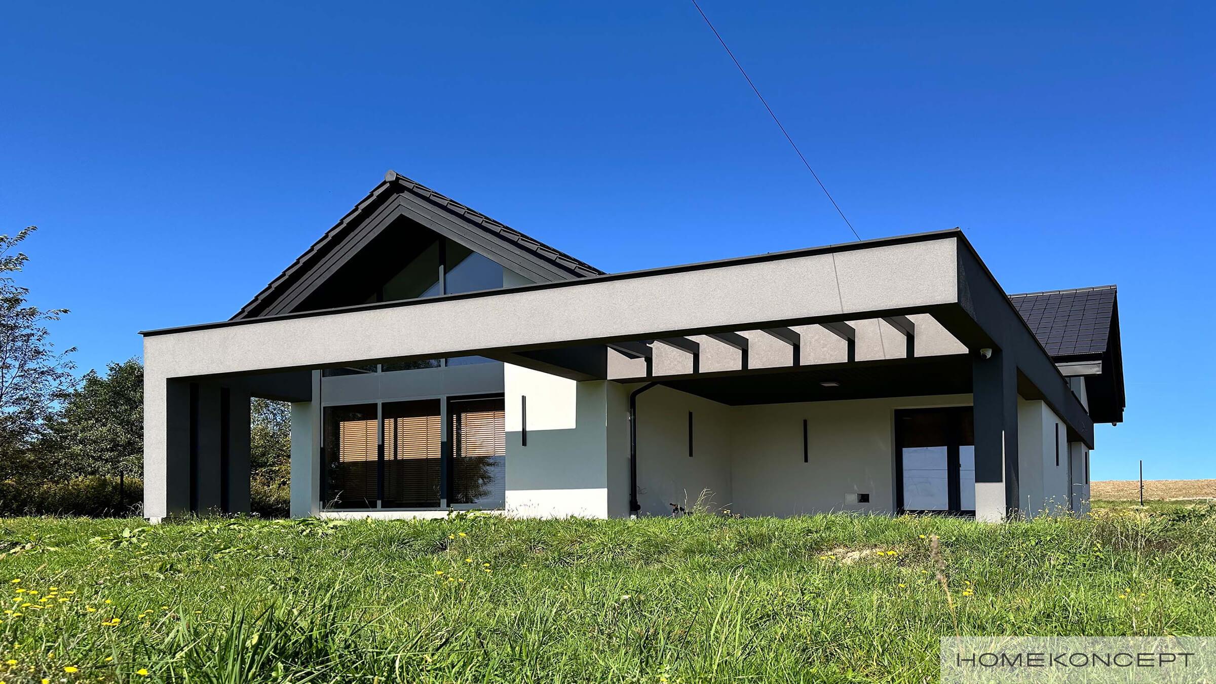 Realizacja projektu domu z poddaszem homekoncept 67.